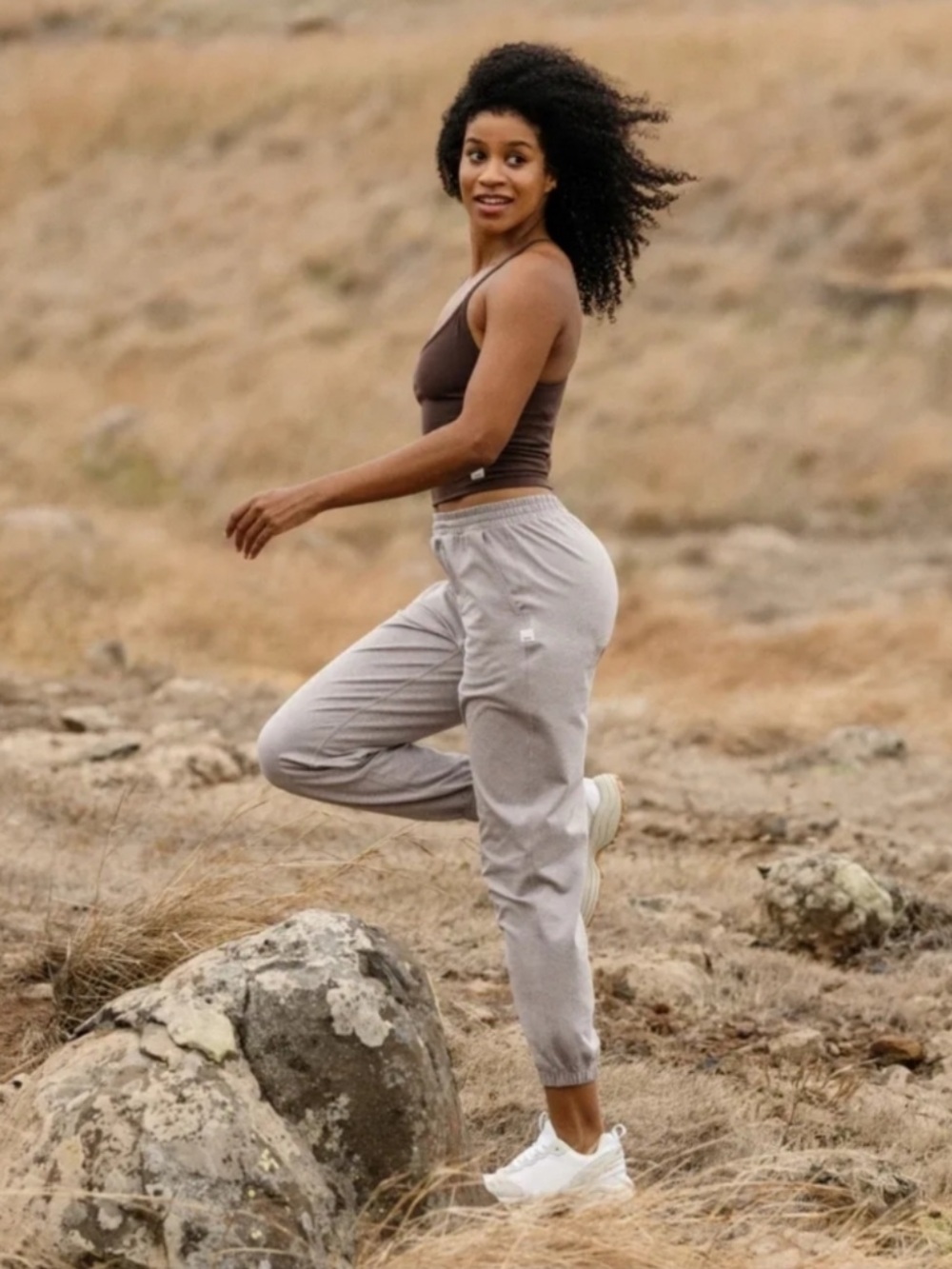 Vuori Heathered Taupe Beige Boyfriend Sweatpants Jogger S Lightweight
